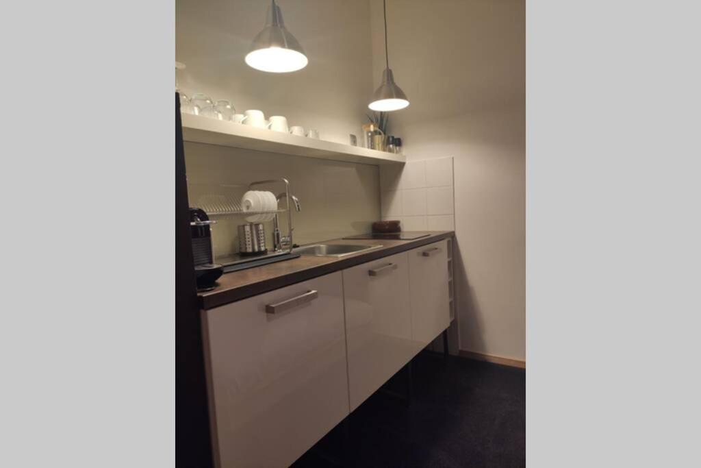 Studio Apartment "Iris" Птуй Екстер'єр фото